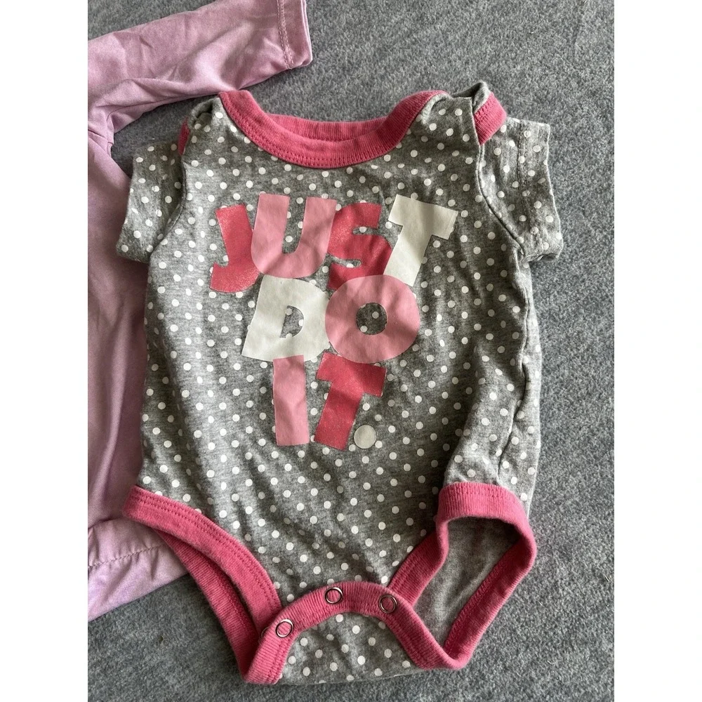 Nike Just Do It Baby Girls 3 Months Bodysuits 2 Piece 1 LongSleeve 1 ShortSleeve